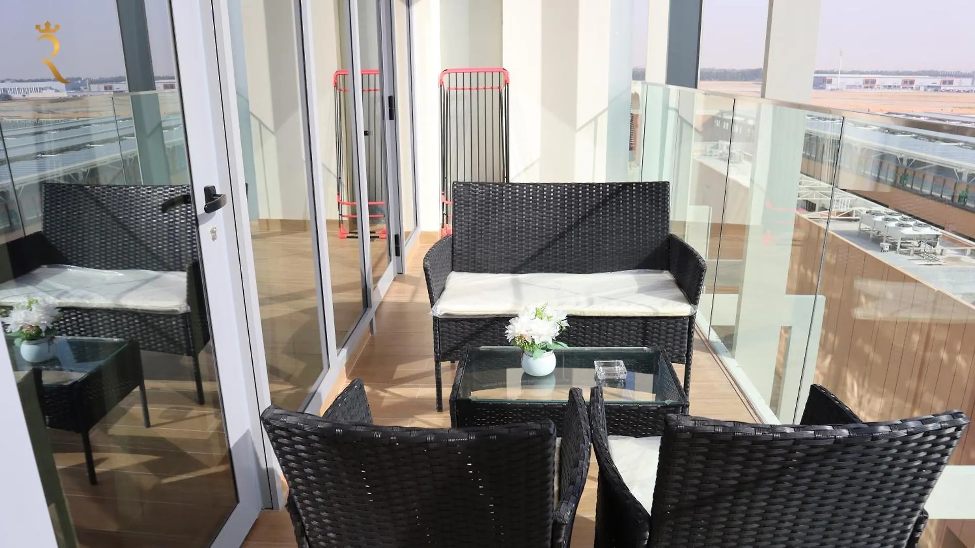Apartment Your Sleek Transit 1Br Oasis Hideaway In Masdar City Abu Dhabi
