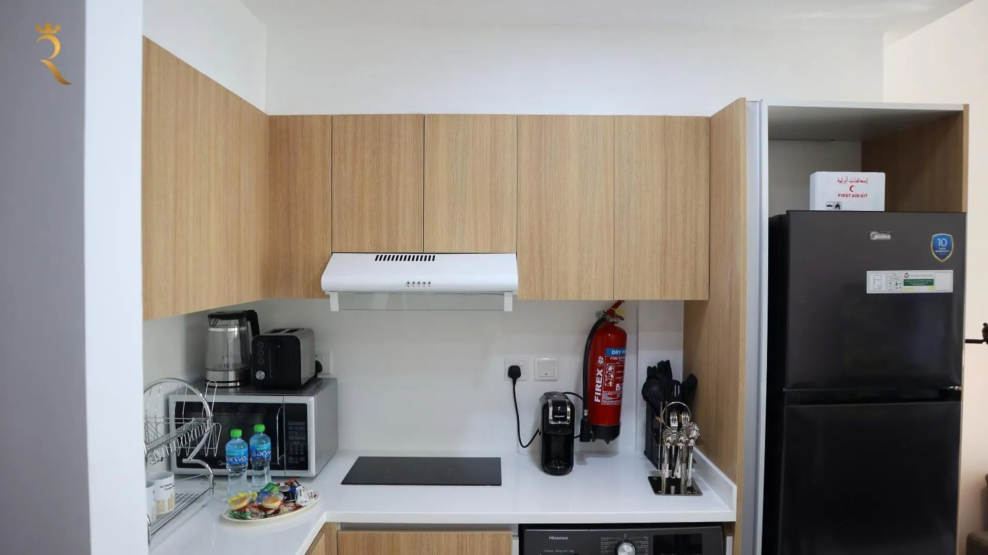 Your Sleek Transit 1Br Oasis Hideaway In Masdar City Abu Dhabi Apartment